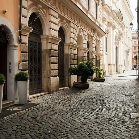 Imperium Navona Pensión 4*